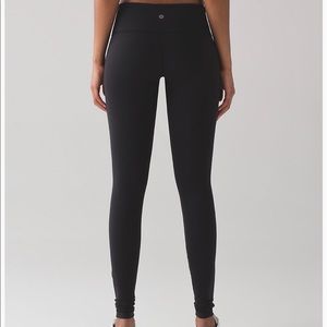 Wunder under lululemon leggings